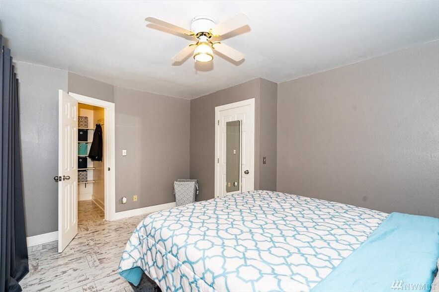 More Photos Of 2175 Jackson Hwy, Chehalis General Retail For Sale