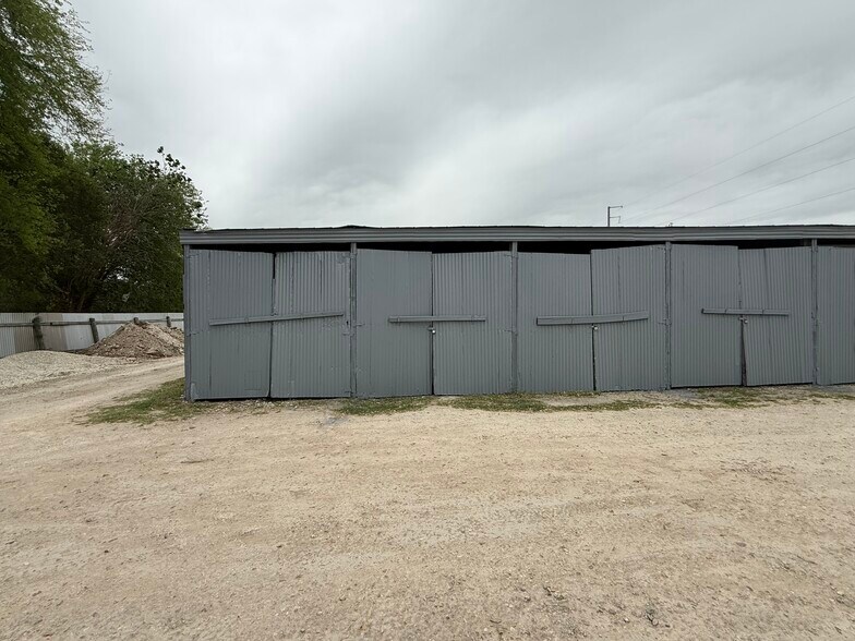More Photos Of 4930 Callaghan Rd, San Antonio Self Storage For Sale