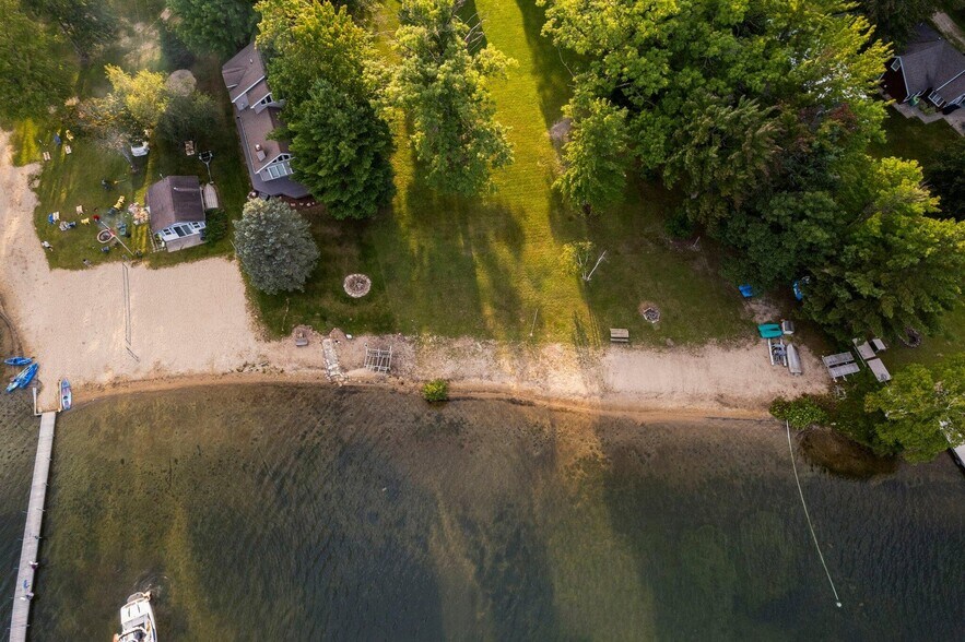 More Photos Of 3551 W Otsego Lake Dr, Gaylord Manufactured Housing Mobile Home Park For Sale