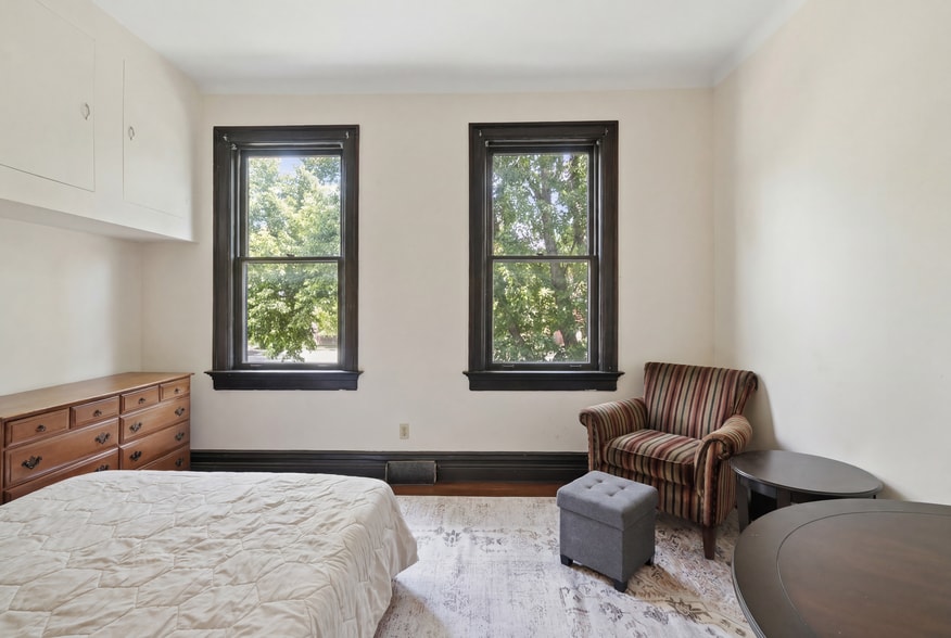 More Photos Of 215 S Braddock Ave, Pittsburgh Apartments For Sale