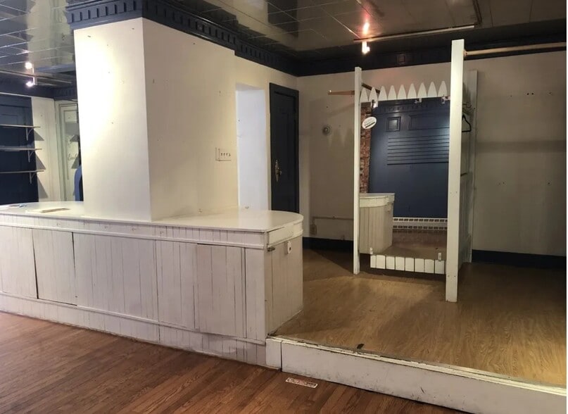 More Photos Of 234 Main St, Annapolis Storefront Retail Office For Lease