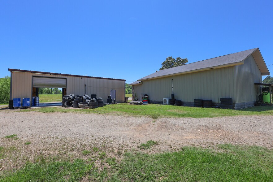 More Photos Of 101 Caney Pl, Glenwood Auto Repair For Sale