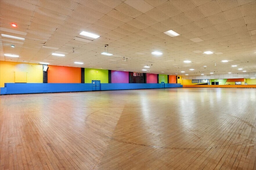More Photos Of 1748 S Burlington Rd, Bridgeton Skating Rink For Sale