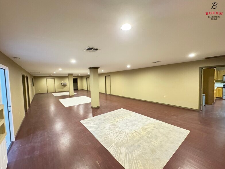 More Photos Of 2 Hill View Ln, Boerne Warehouse For Sale