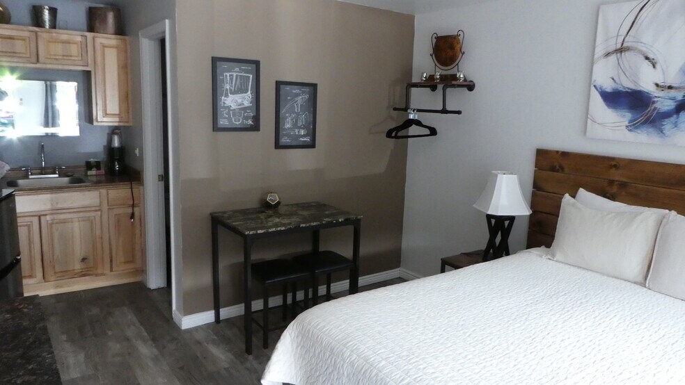 More Photos Of 5312 Highway 119, Black Hawk Hotel For Sale