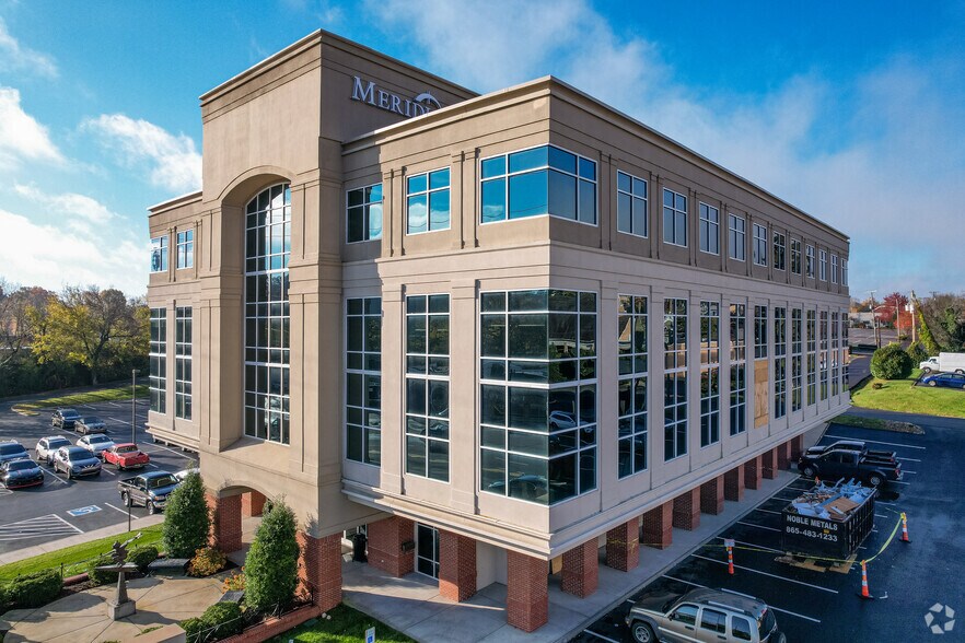 More Photos Of 109 S Northshore Dr, Knoxville Medical For Lease