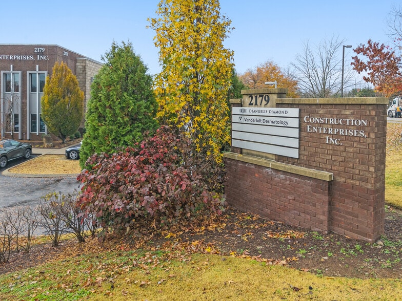 More Photos Of 2179 Edward Curd Ln, Franklin Loft Creative Space For Sale