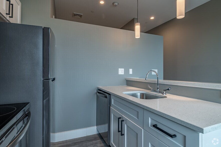 More Photos Of 2901 Euclid Ave, Cleveland Apartments For Sale