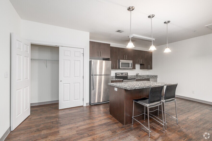 More Photos Of 7-9 Court St, Binghamton Apartments For Lease