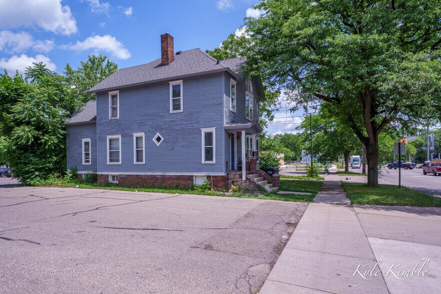 More Photos Of , Kalamazoo Multifamily For Sale