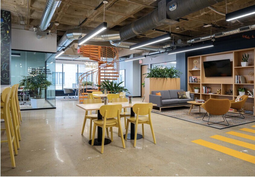 More Photos Of 4625 Lindell Blvd, Saint Louis Office For Lease