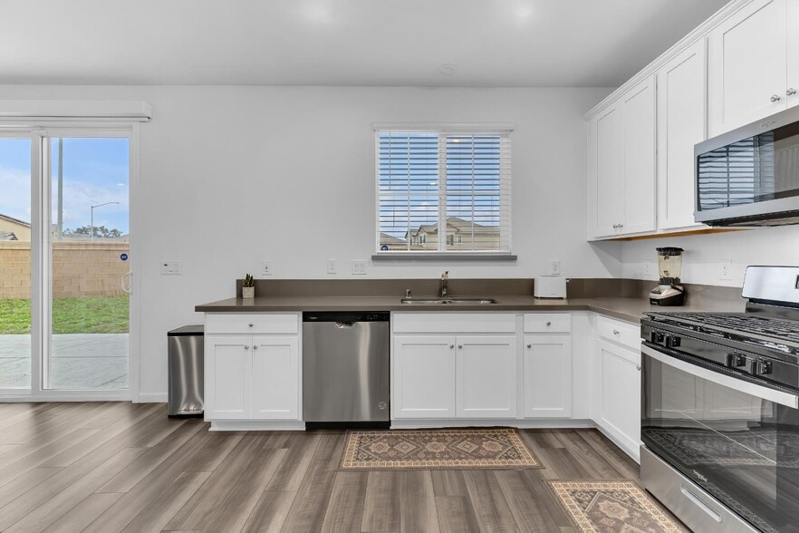 More Photos Of 3600 Pride Way, Stockton Multifamily For Sale