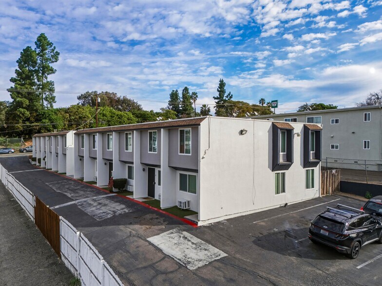 More Photos Of 7125 Waite Dr, La Mesa Apartments For Sale