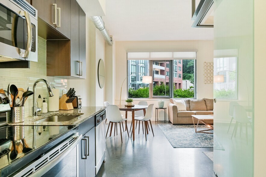 More Photos Of 3110 Mount Vernon Ave, Alexandria Apartments For Lease