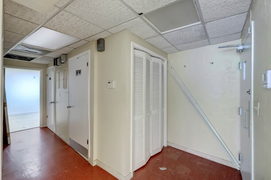 More Photos Of 3425 Galt Ocean Dr, Fort Lauderdale Storefront Retail Office For Lease