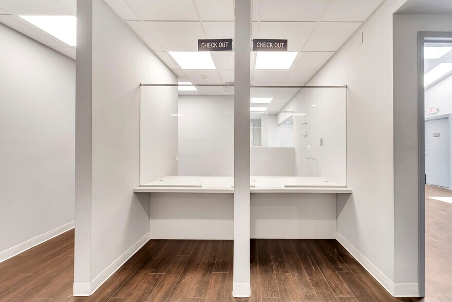 More Photos Of 99 Dutch Hill Rd, Orangeburg Medical For Sale