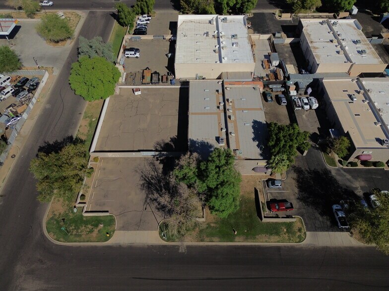 More Photos Of 6097 N 57th Dr, Glendale Warehouse For Sale