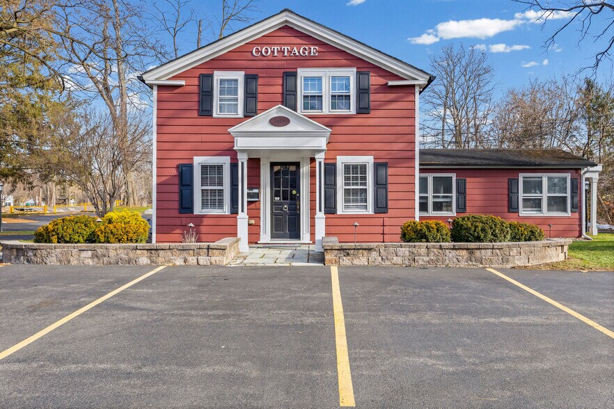 Primary Photo Of 1478 Marsh Rd, Pittsford Storefront Retail Office For Lease