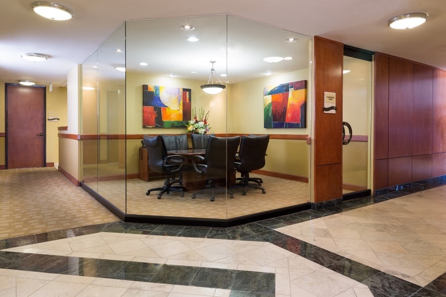 More Photos Of 777 E Tahquitz Canyon Way, Palm Springs Medical For Lease
