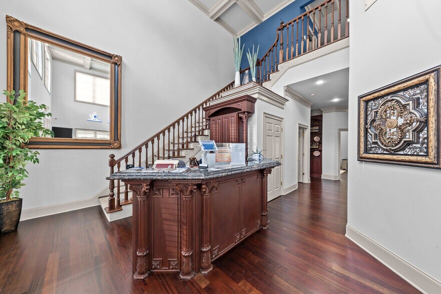 More Photos Of 1041 Parkside St, Greensboro Office For Lease