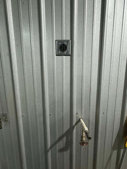 More Photos Of 2229 Bradford Hicks Dr, Livingston Auto Dealership For Sale