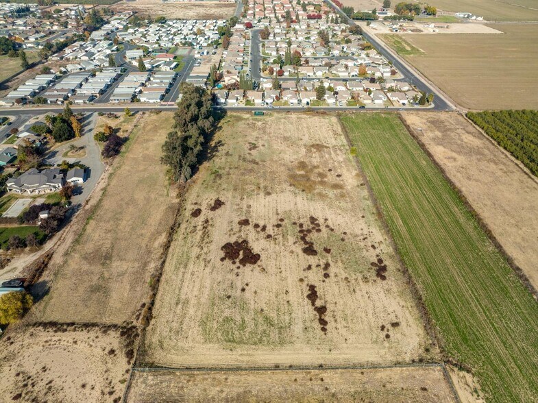 More Photos Of 1st St, Hilmar Land For Sale