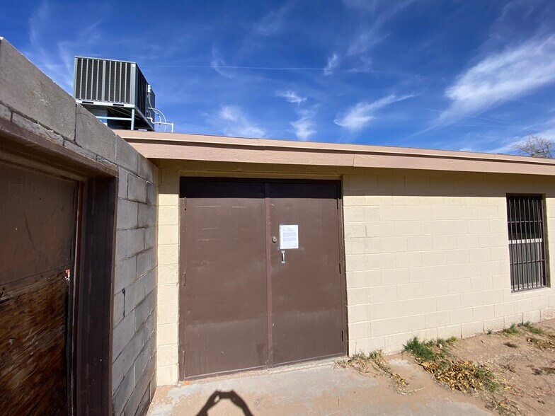 More Photos Of 12494 Montana Ave, El Paso Office For Lease