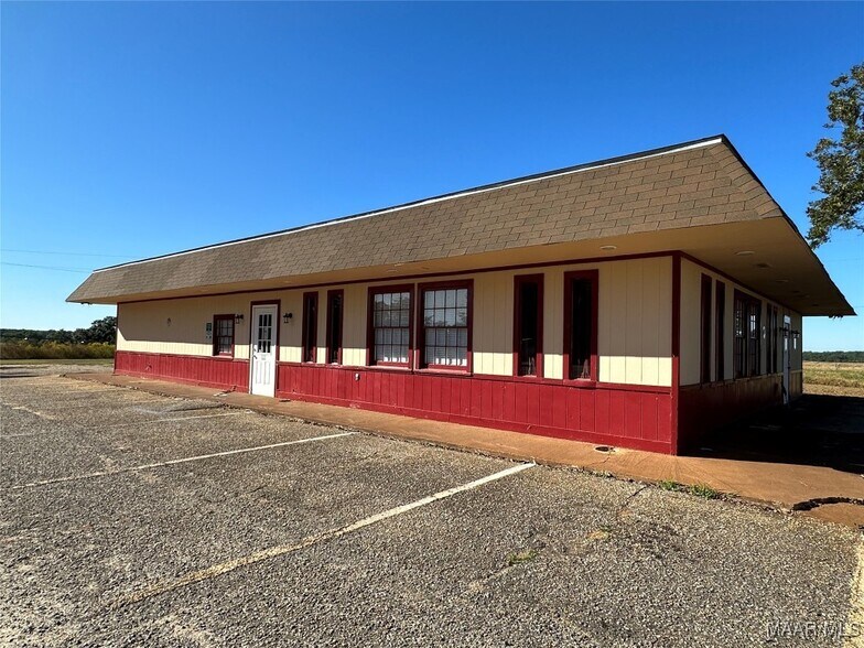 More Photos Of 2203 Highway 134, Kinston Restaurant For Sale