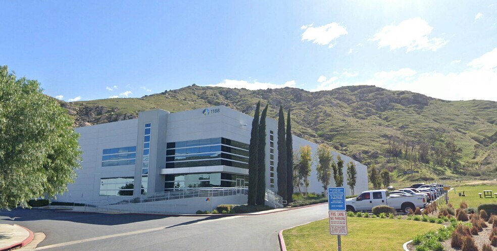 Primary Photo Of 1188 Mount Vernon Ave, Riverside Manufacturing For Lease