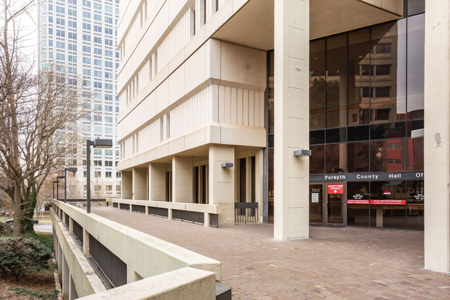 More Photos Of 200 N Main St, Winston-Salem Specialty For Sale