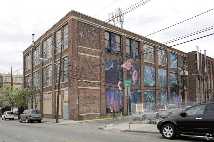 More Photos Of 430 Communipaw Ave, Jersey City Warehouse For Lease