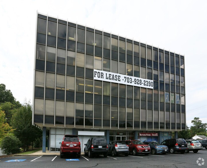 More Photos Of 5881 Leesburg Pike, Falls Church Office For Lease