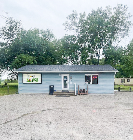 Primary Photo Of 1013 State St, East Carondelet Convenience Store For Sale