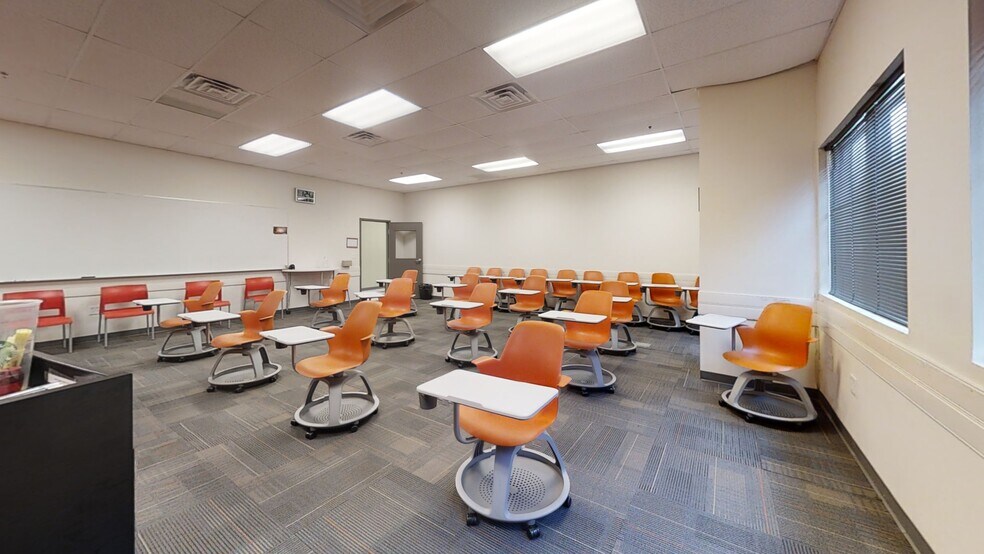 7300 Blackmon Rd, Columbus, GA 31909