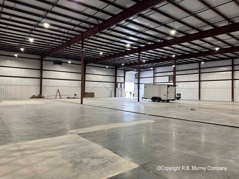 More Photos Of 802 Lillian, Strafford Warehouse For Lease