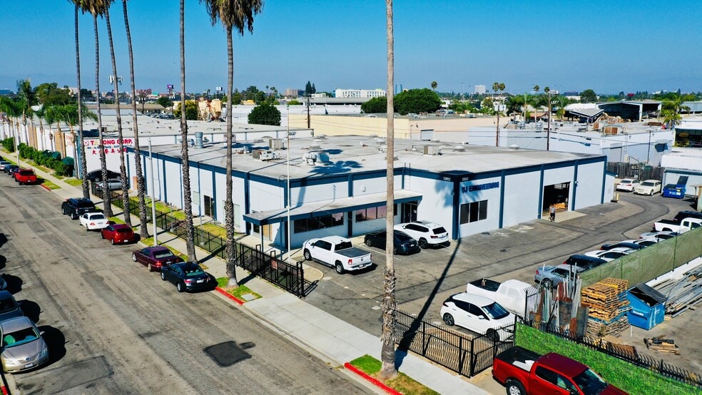More Photos Of 13902 West St, Garden Grove Warehouse For Lease