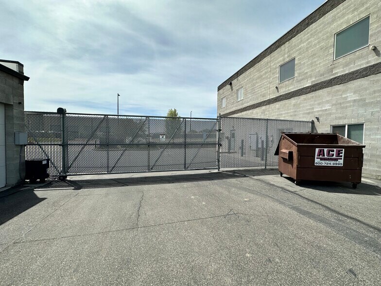 More Photos Of 4612 W 7000 S, West Jordan Light Manufacturing For Sale