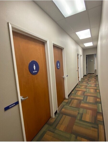 More Photos Of 609-611 N Akers St, Visalia Office For Lease