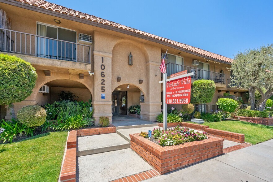 Primary Photo Of 10625 Petit Ave, Granada Hills Apartments For Sale
