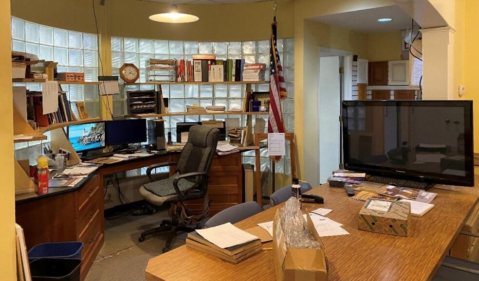 More Photos Of 220-230 Ferris Ave, White Plains Manufacturing For Sale