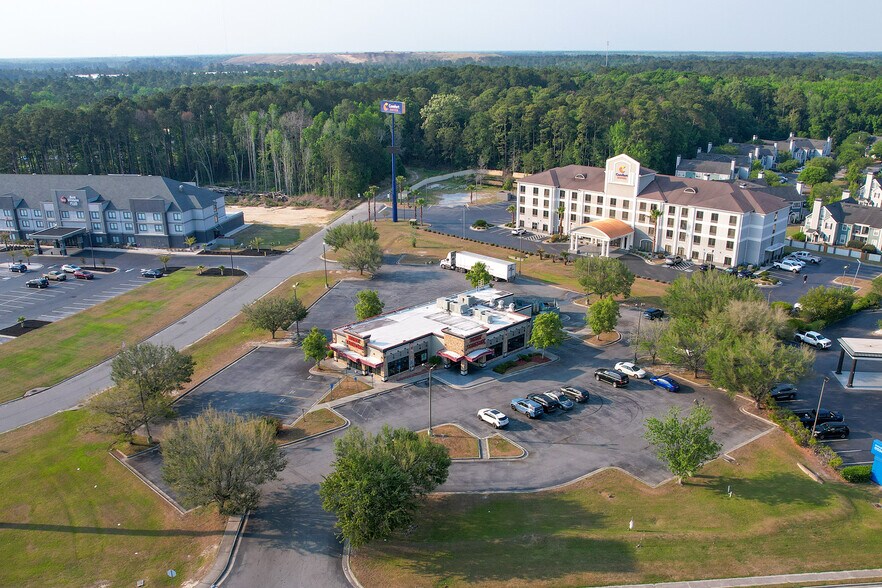 Primary Photo Of 580 Al Henderson Blvd, Savannah Restaurant For Sale