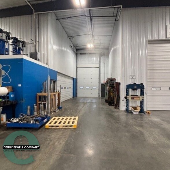 More Photos Of 1545 Blue Sky Blvd-Building 1, Huxley Warehouse For Lease