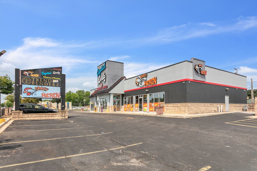 More Photos Of 7822 W Capitol Dr, Milwaukee Storefront For Sale