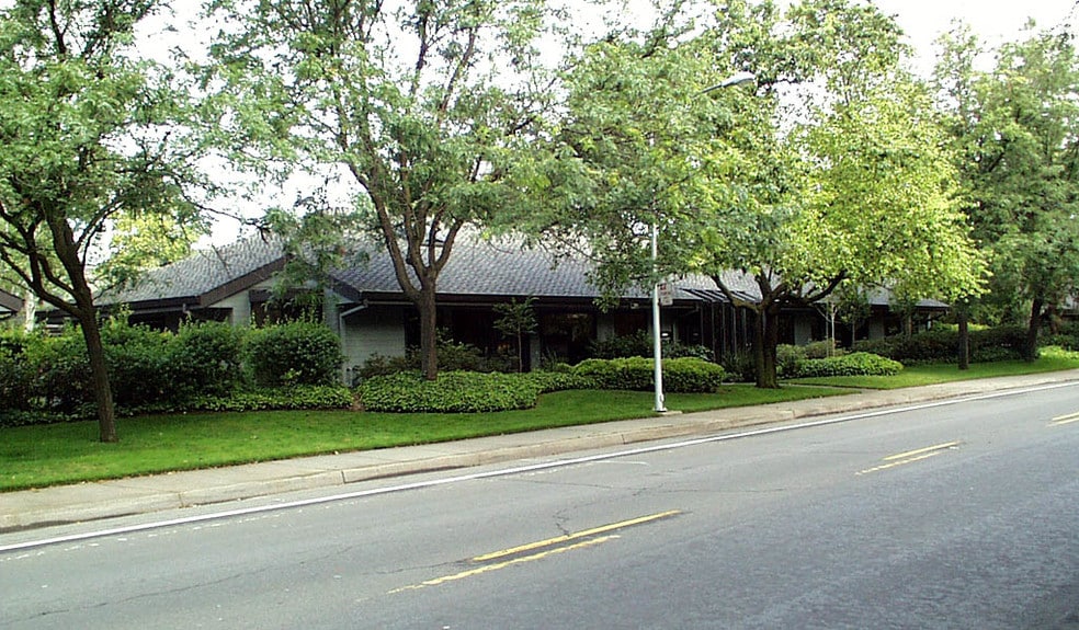 More Photos Of 755-797 University Ave, Sacramento Medical For Sale