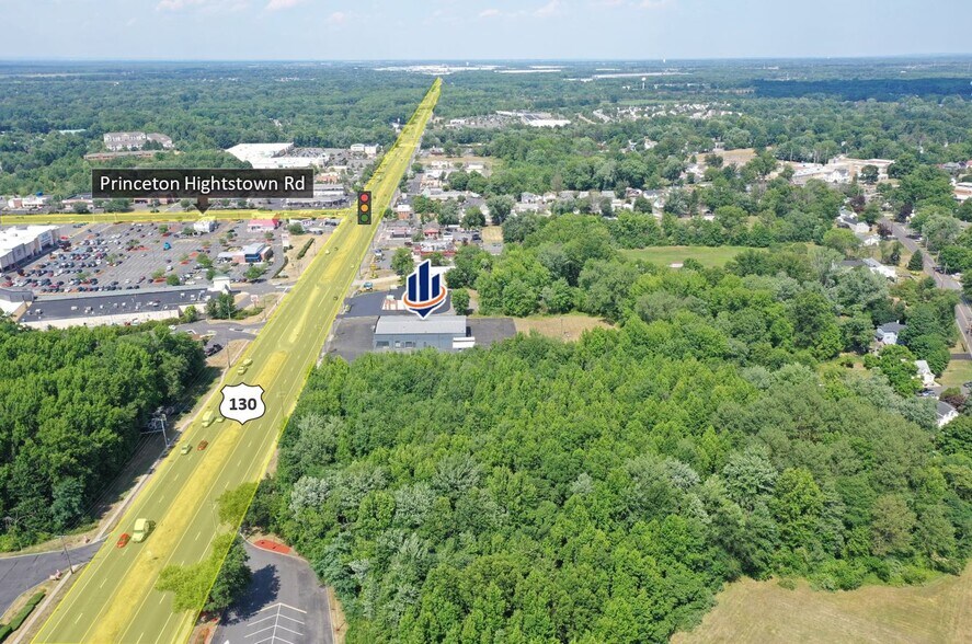 More Photos Of 449 Route 130, East Windsor Auto Dealership For Lease