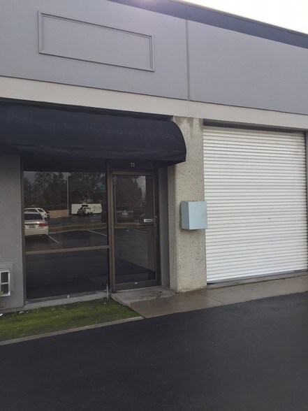 More Photos Of 2001 Westwind Dr, Bakersfield Light Manufacturing For Lease