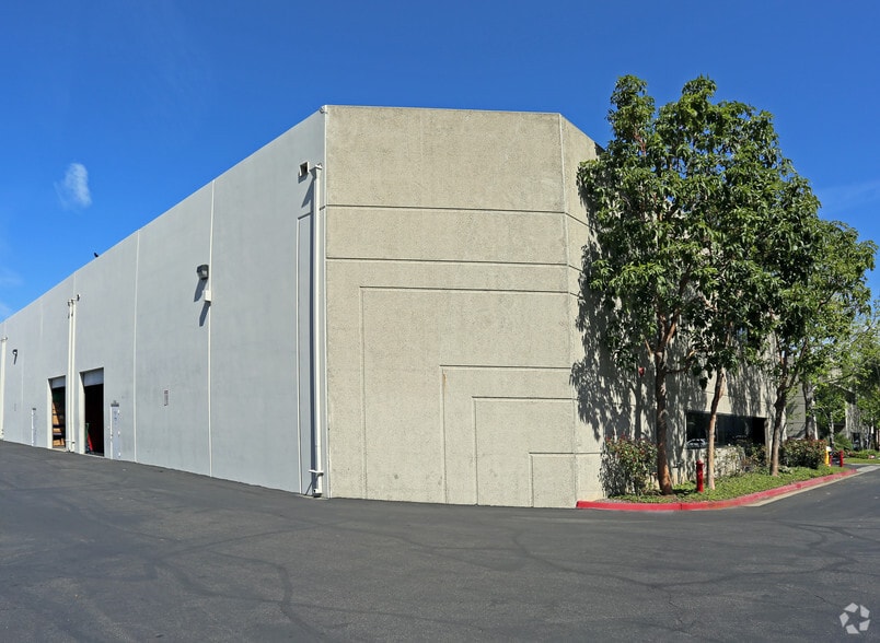 More Photos Of 17532 Von Karman Ave, Irvine Research And Development For Lease