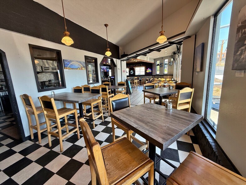More Photos Of 205 S Arizona, Butte Restaurant For Sale