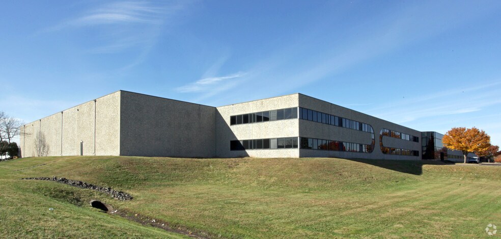 More Photos Of 1 Heller Park Ln, Somerset Unknown For Lease