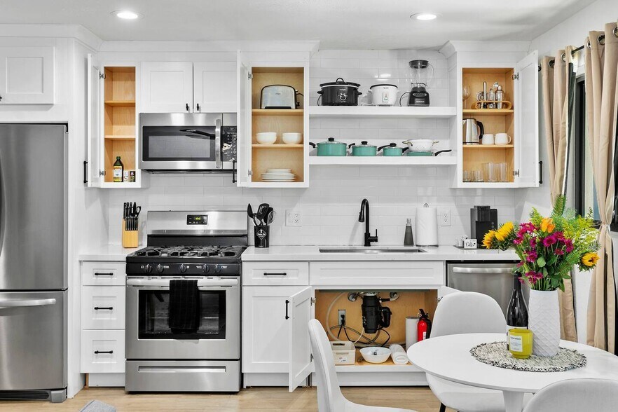 More Photos Of 3139 N 40th St, Phoenix Apartments For Sale